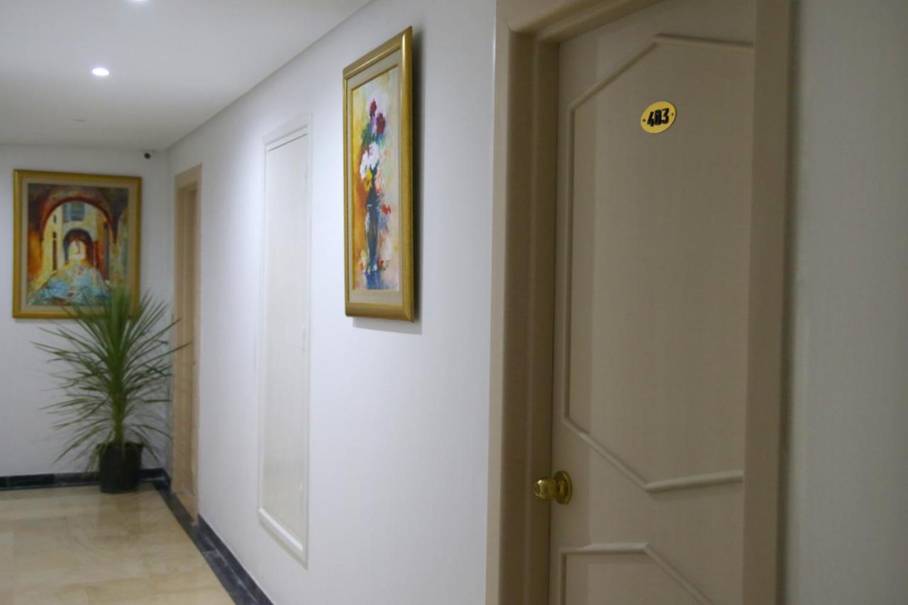 El Oumara Hotel Tunis Exteriör bild