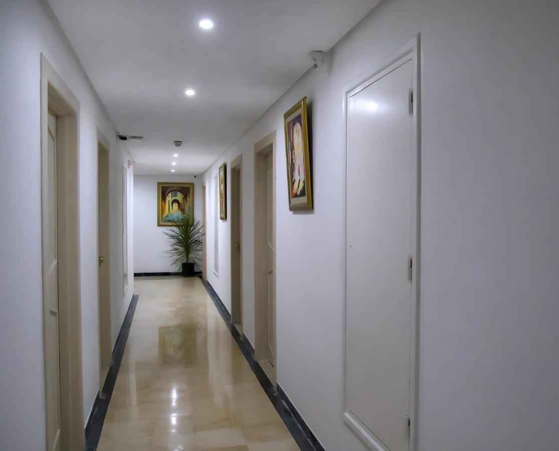 El Oumara Hotel Tunis Exteriör bild